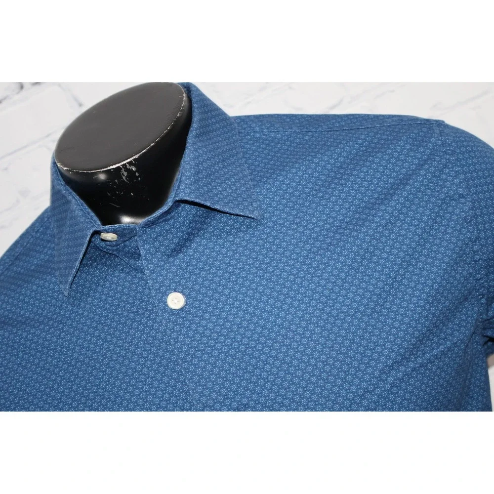 Banana Republic Button Down Dress Shirt Men Large Blue Floral Athletic Fit **